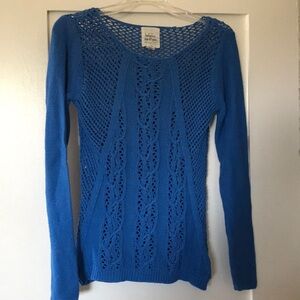 Crochet style sweater